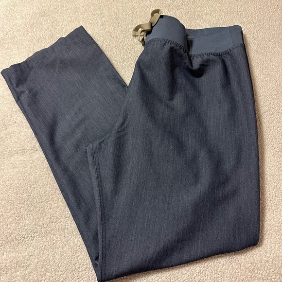 FIGS High Waisted Livingston Basic Scrub Pants Light Blue Grey - Picture 1 of 13